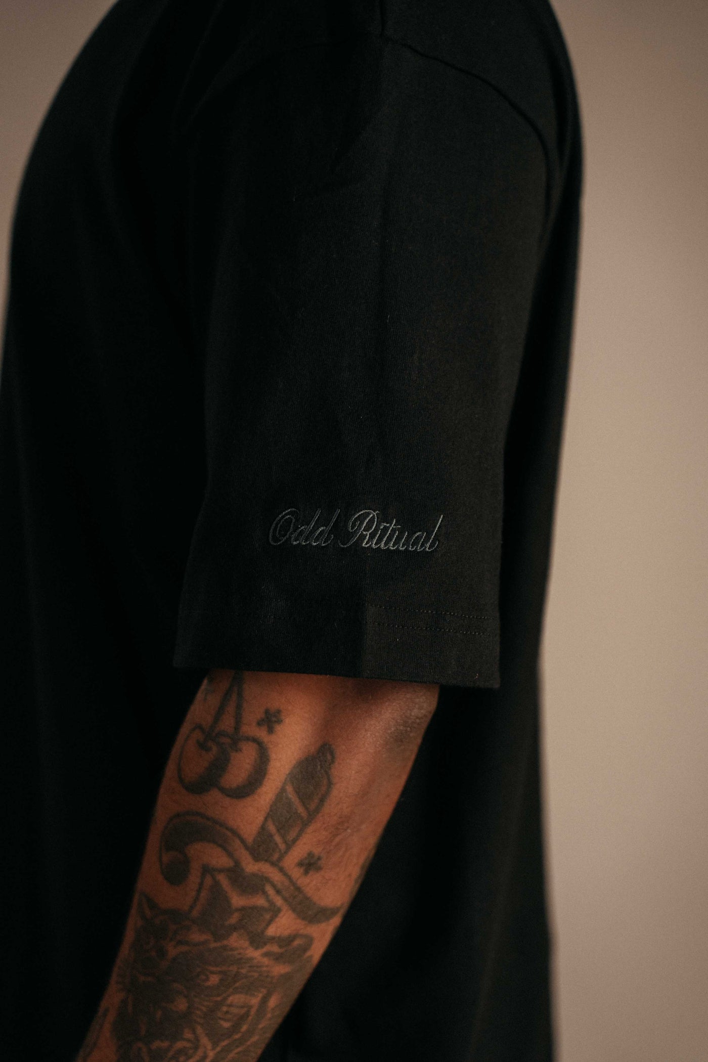 CL MONOGRAM T-SHIRT